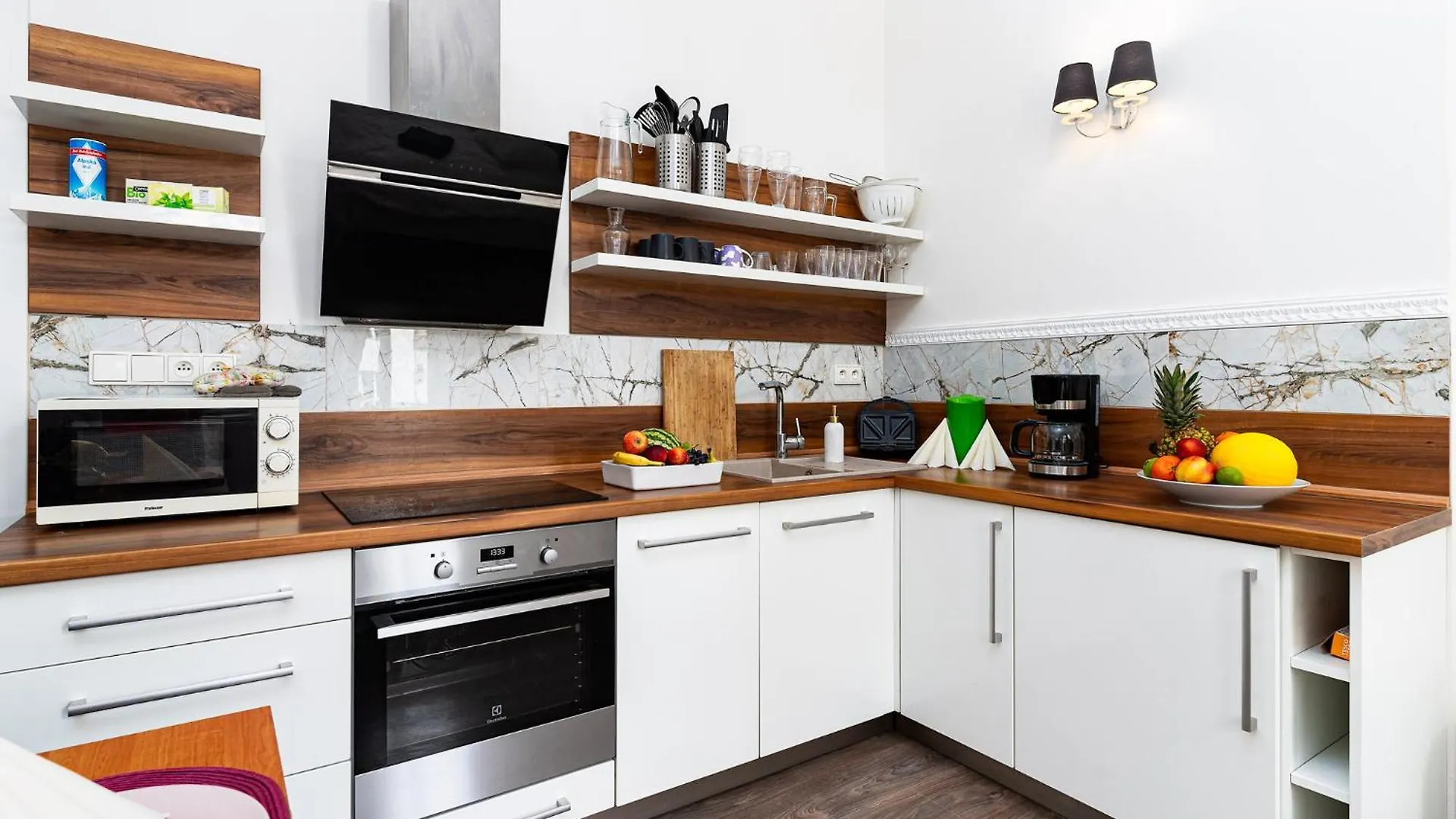 Grand Deluxe Suite Prag 0*,